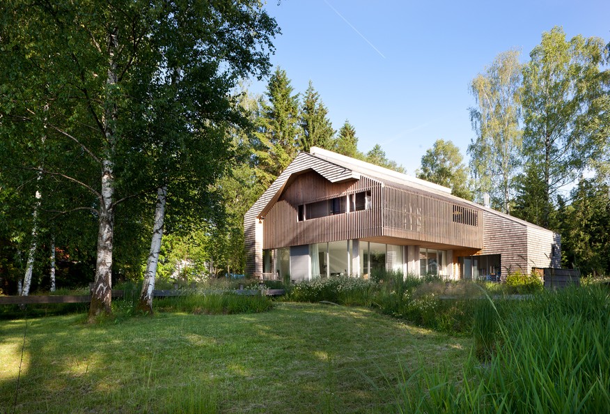 Frontansicht - Aussenterrasse - Haus K, DE