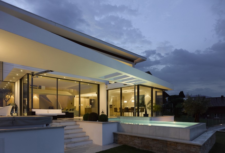 Sky-Frame 3 - Azimut Pool Villen, CH - schwellenlos